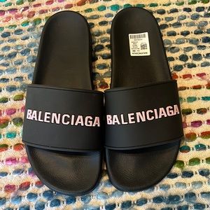 Brand new balenciaga slides!